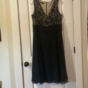 Dressbarn Woman “Collection” Black/Lace Cocktail Dress 16W